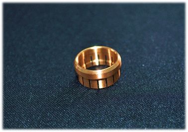 تحولت تخصيص براس CNC أجزاء دقيقة RF الفضاء الموصل